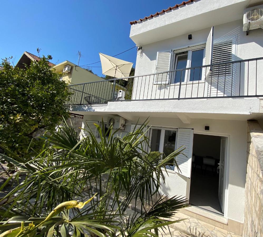 Apartament Family House Grey Duboka Zewnętrze zdjęcie