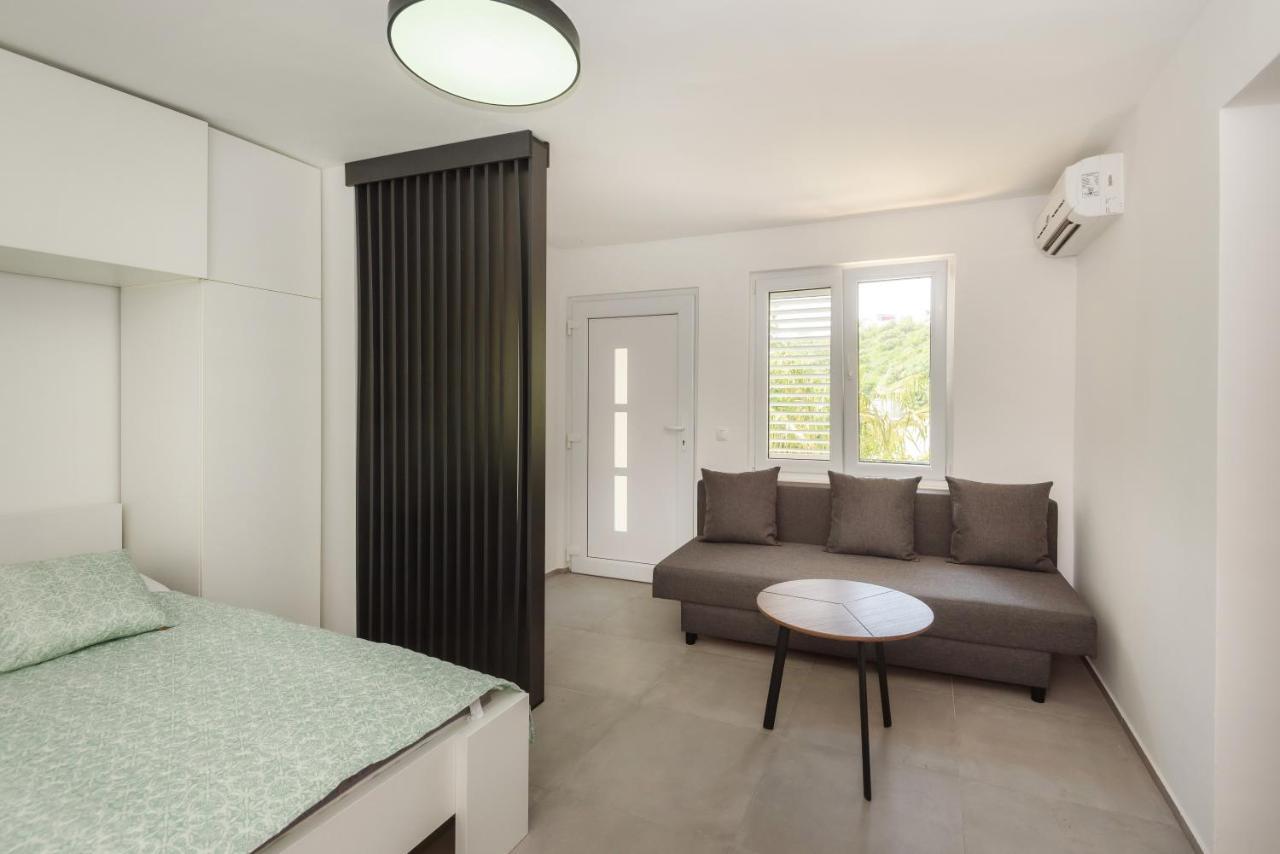 Apartament Family House Grey Duboka Zewnętrze zdjęcie