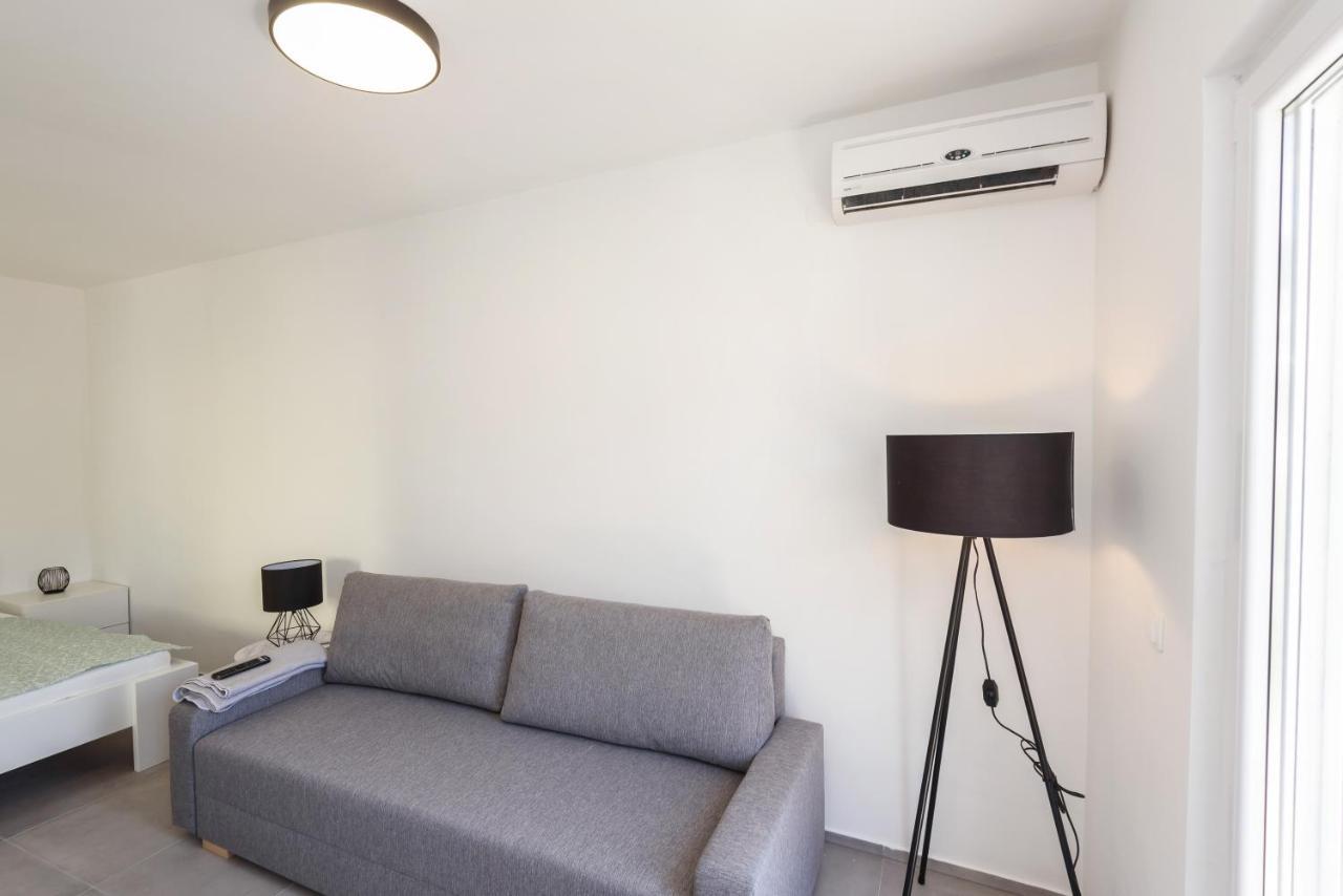 Apartament Family House Grey Duboka Zewnętrze zdjęcie